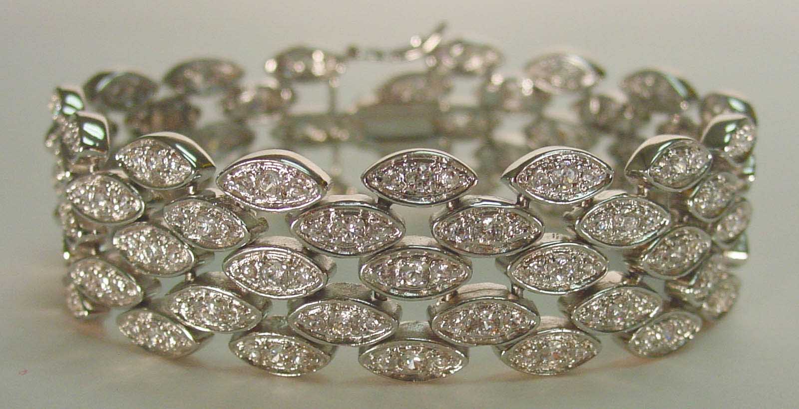 Platinum plated CZ vintage-look bracelet