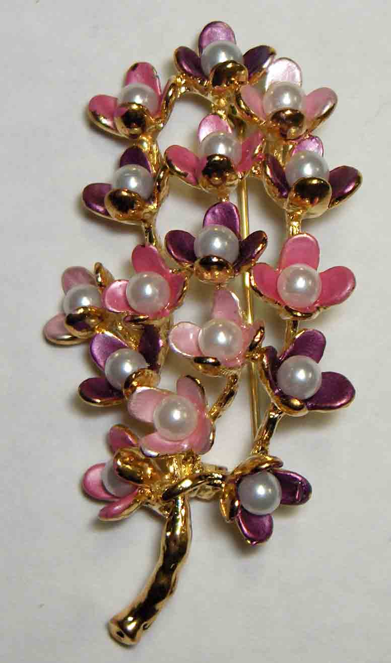 Pink purple pearl pin